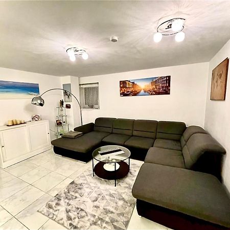 Faridd Ferienwohnung Krefeld Exterior foto